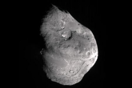 Снимок кометы Хартли 2, полученный Deep Impact