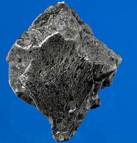 Марсианский метеорит из пустыни Марокко