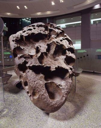 Метеорит Willamette в музее